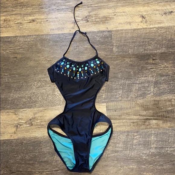 💙Xhilaration Swimsuit💙 - Picture 1 of 4